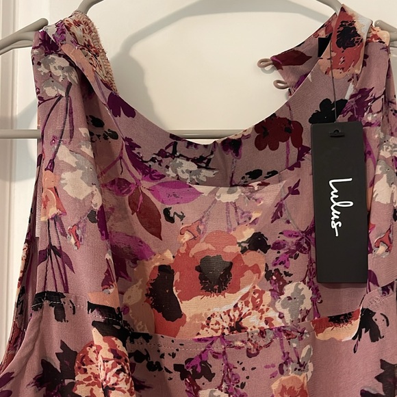 Never worn before floral dress - Picture 7 of 8